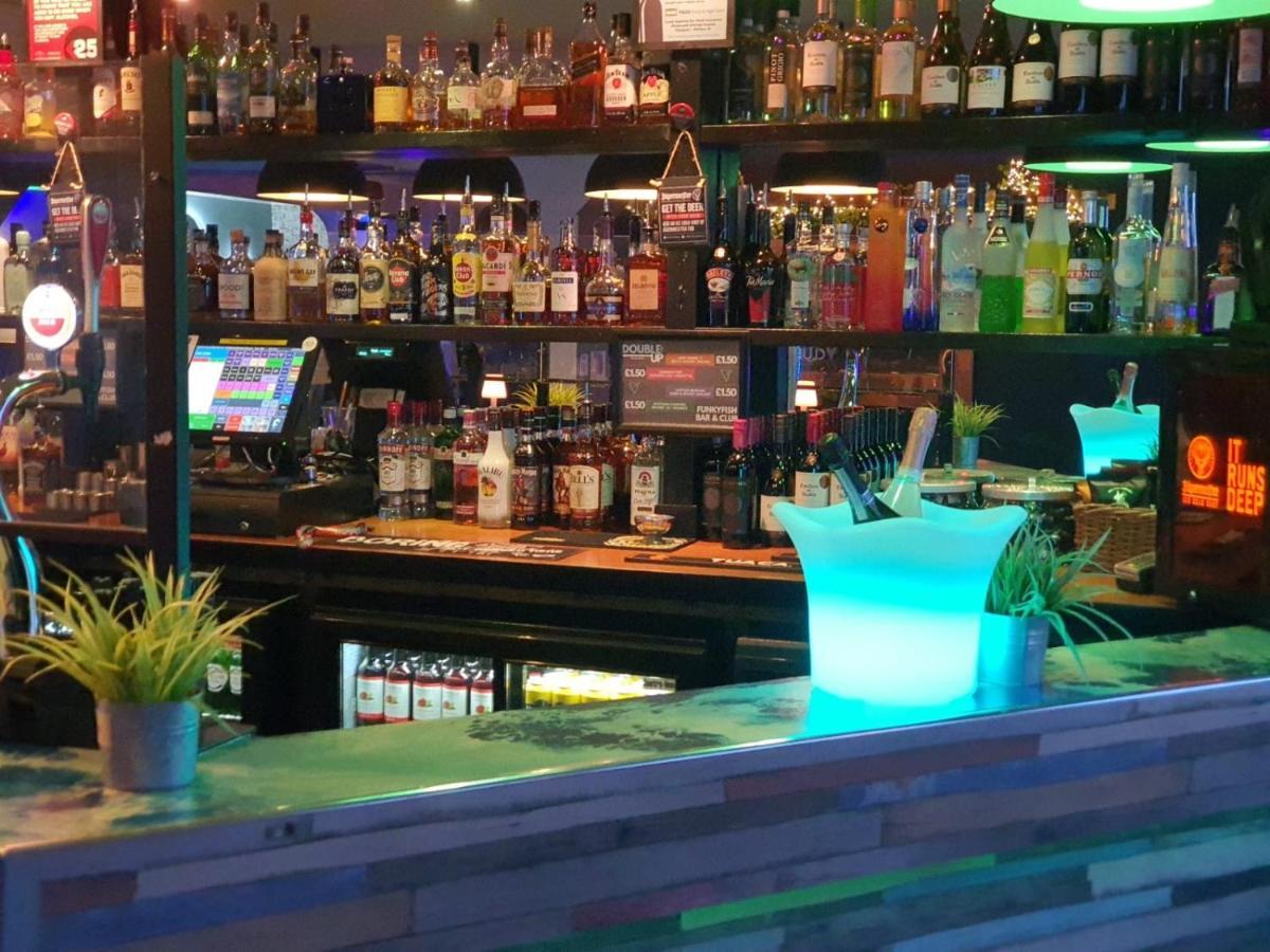 New Madeira Seafront Hotel Hove Esterno foto