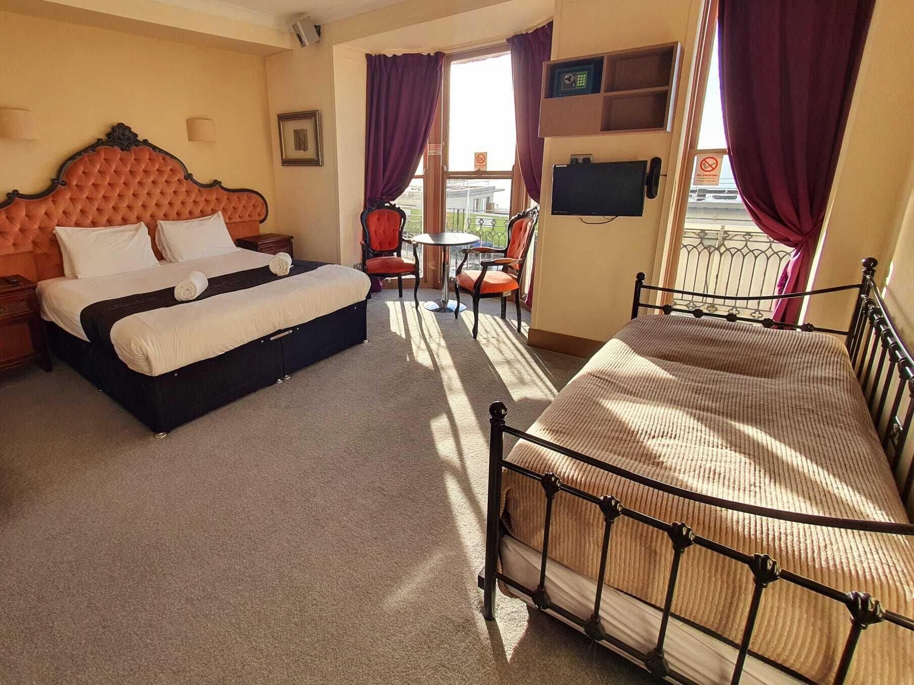 New Madeira Seafront Hotel Hove Esterno foto